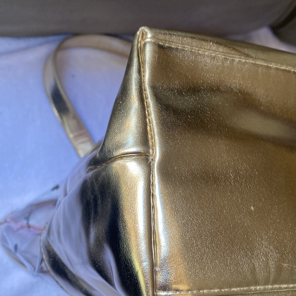 Disney park exclusive princess tote - Picture 8 of 10